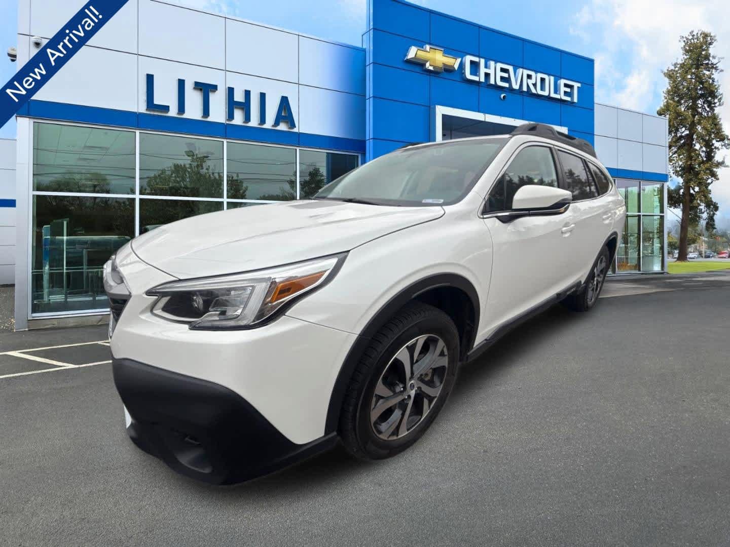Used 2022 Subaru Outback Limited AWD/4WD image 1
