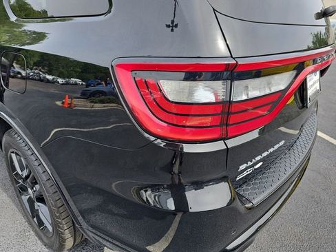 Used 2023 Dodge Durango GT RWD image 37