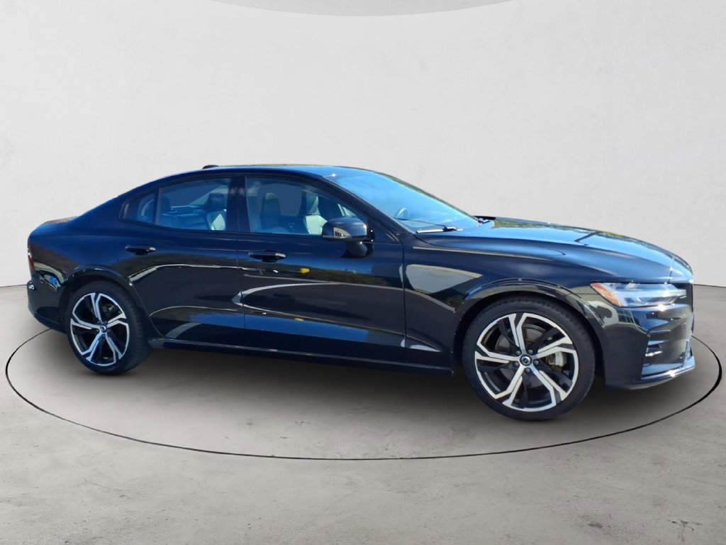 Used 2024 Volvo S60 B5 Core w/ Climate Package FWD image 4