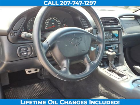 Used 1997 Chevrolet Corvette Coupe RWD image 16
