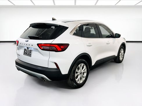 Used 2024 Ford Escape Active FWD image 4