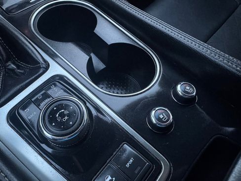 Used 2020 Nissan Maxima Platinum w/ Sport Mat Group image 17