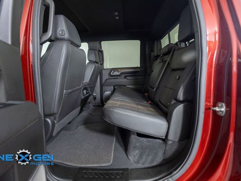 Used 2025 Chevrolet Silverado 2500 High Country w/ Technology Package image 27