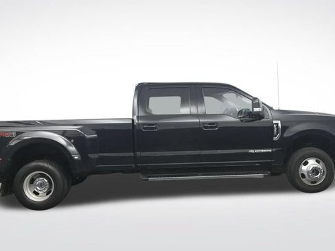 Used 2021 Ford F350 Lariat w/ Lariat Ultimate Package AWD/4WD image 4