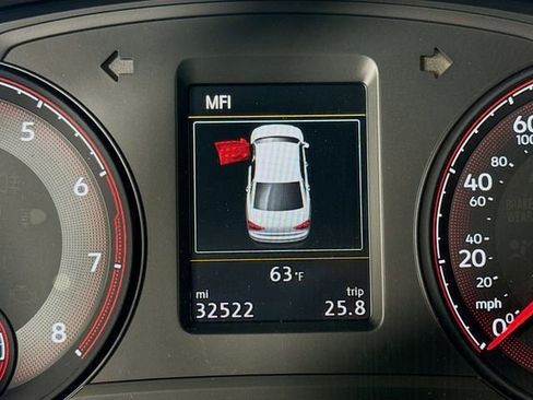 Used 2022 Volkswagen Passat 2.0T SE image 12