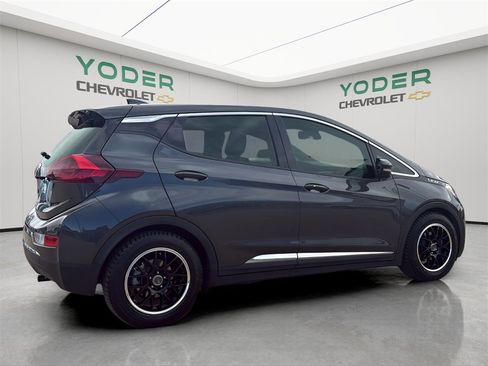 Used 2021 Chevrolet Bolt LT image 5