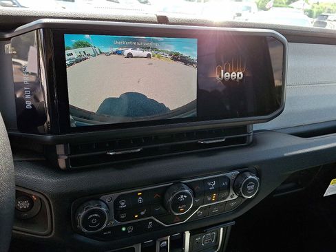 New 2025 Jeep Wrangler Unlimited Sport image 13