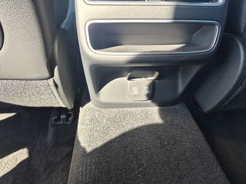 Used 2026 Genesis GV70 2.5T image 25