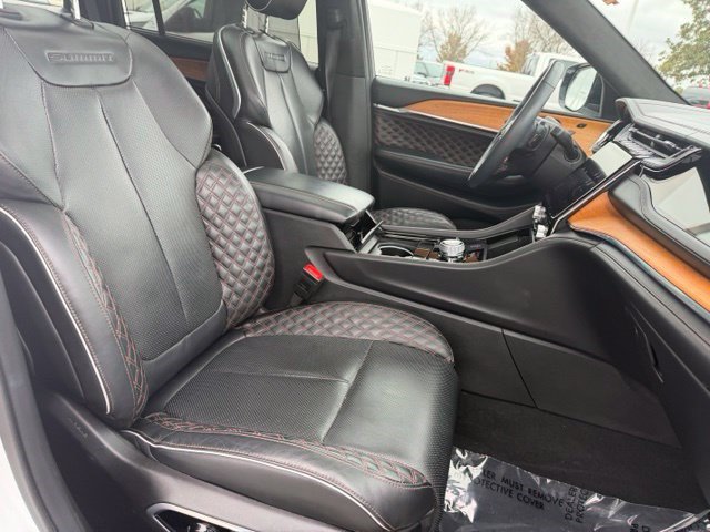 Used 2023 Jeep Grand Cherokee L Summit AWD/4WD image 49