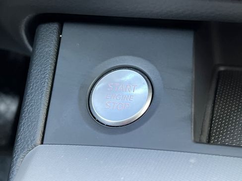 Used 2025 Audi Q5 2.0T Premium image 24