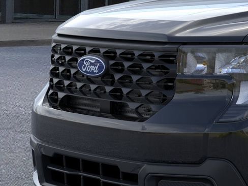 New 2026 Ford Maverick XLT w/ XLT Luxury Package FWD image 18