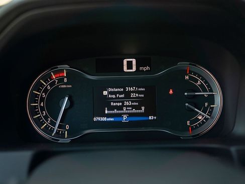Used 2016 Honda Pilot Touring image 9