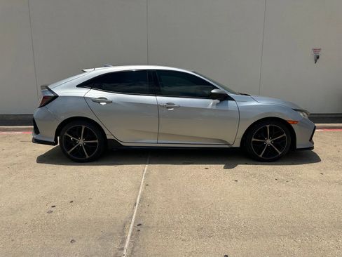 Used 2021 Honda Civic Sport image 7