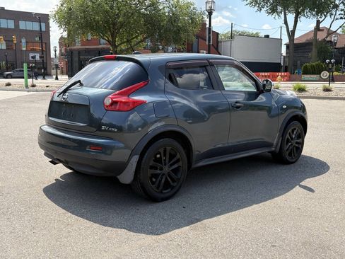 Used 2011 Nissan Juke SV AWD/4WD image 1