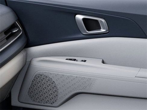 New 2026 Kia Carnival EX image 25