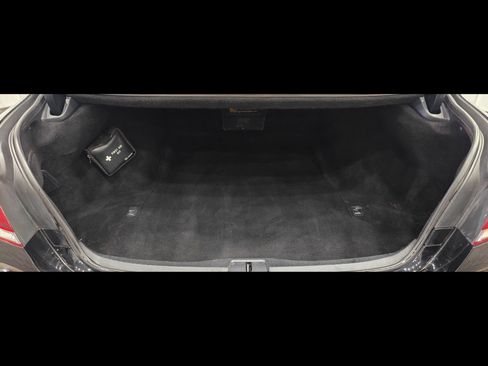 Used 2013 Lexus LS 460 AWD w/ Comfort Pkg image 32