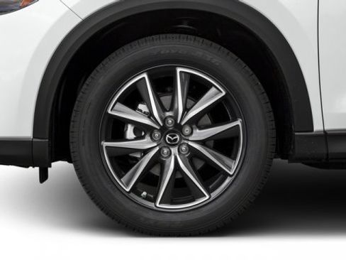 Used 2018 MAZDA CX-5 Touring w/ Preferred Equipment Package image 14