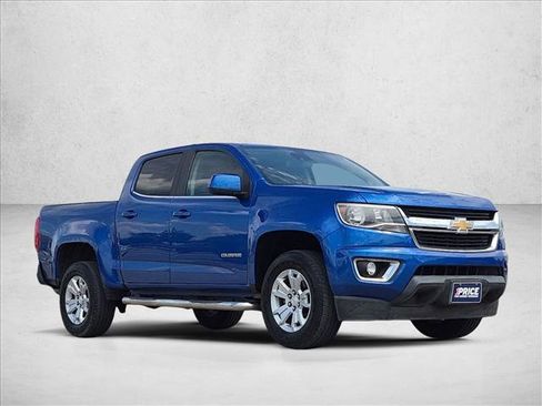 Used 2018 Chevrolet Colorado LT w/ LT Convenience Package RWD image 3