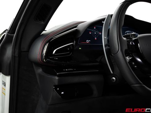 Used 2025 Ferrari Purosangue AWD/4WD image 35