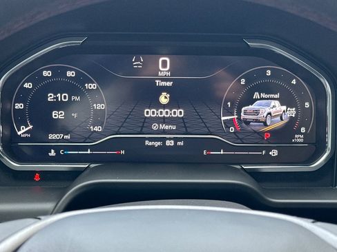 Used 2025 GMC Sierra 1500 AT4X image 32