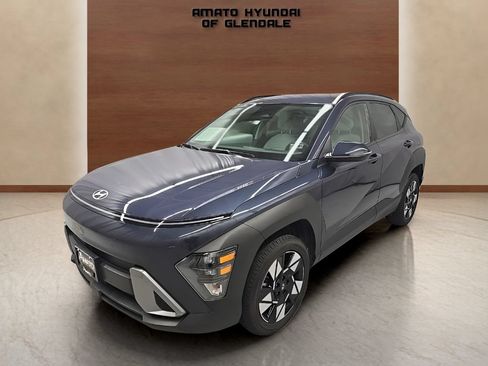Used 2024 Hyundai Kona SEL AWD/4WD image 2