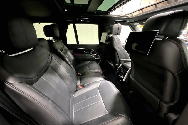 Used 2023 Land Rover Range Rover Autobiography AWD/4WD image 22