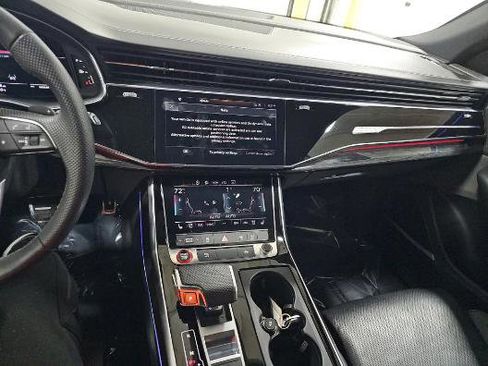 Used 2021 Audi SQ8 Premium Plus w/ SQ8 Black Optic Package image 13