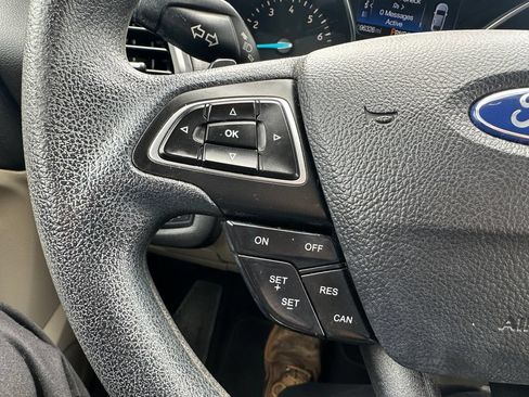 Used 2017 Ford Escape SE w/ Equipment Group 201A AWD/4WD image 20
