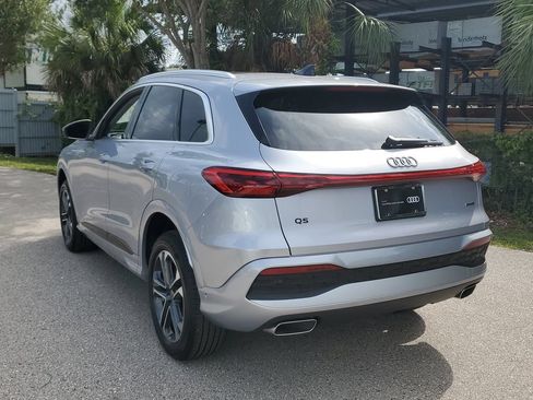 Certified 2025 Audi Q5 Premium Plus w/ Premium Plus AWD/4WD image 7