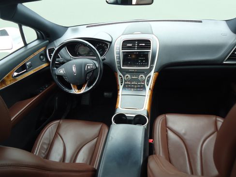 Used 2016 Lincoln MKX Reserve w/ Climate Package AWD/4WD image 11