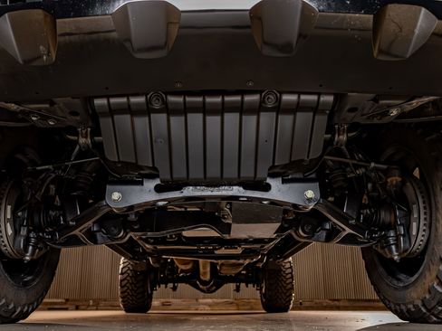 Used 2021 Chevrolet Silverado 2500 LTZ w/ LTZ Plus Package image 11