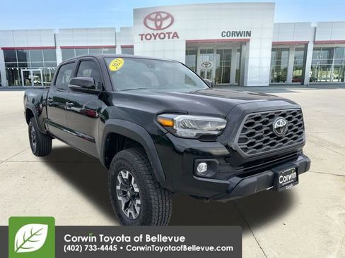 Used 2023 Toyota Tacoma TRD Off-Road AWD/4WD image 1