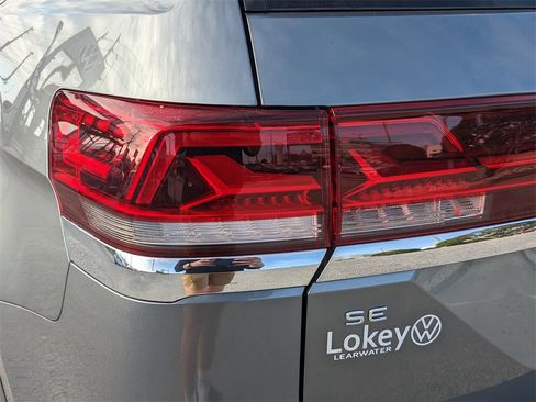 Certified 2024 Volkswagen Atlas SE image 9