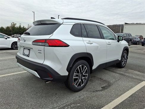 New 2026 Toyota Corolla Cross XLE image 4