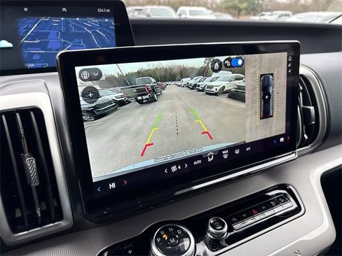 New 2025 Ford Expedition Active image 26