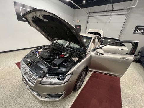 Used 2019 Lincoln MKZ Premiere image 52
