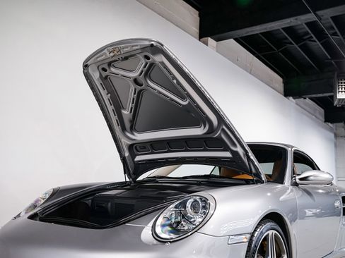 Used 2009 Porsche 911 Turbo AWD/4WD image 48