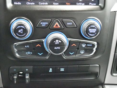 Used 2023 RAM 1500 Classic SLT w/ Trailer & Traction Group image 24