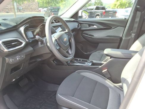 Certified 2023 Chevrolet TrailBlazer LT FWD image 21