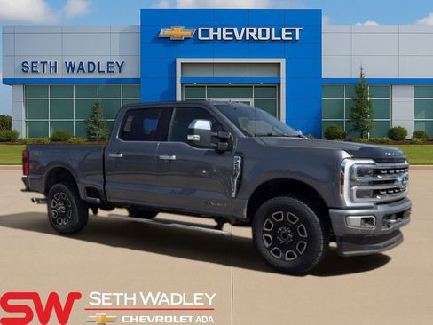 Used 2024 Ford F250 Platinum image 1