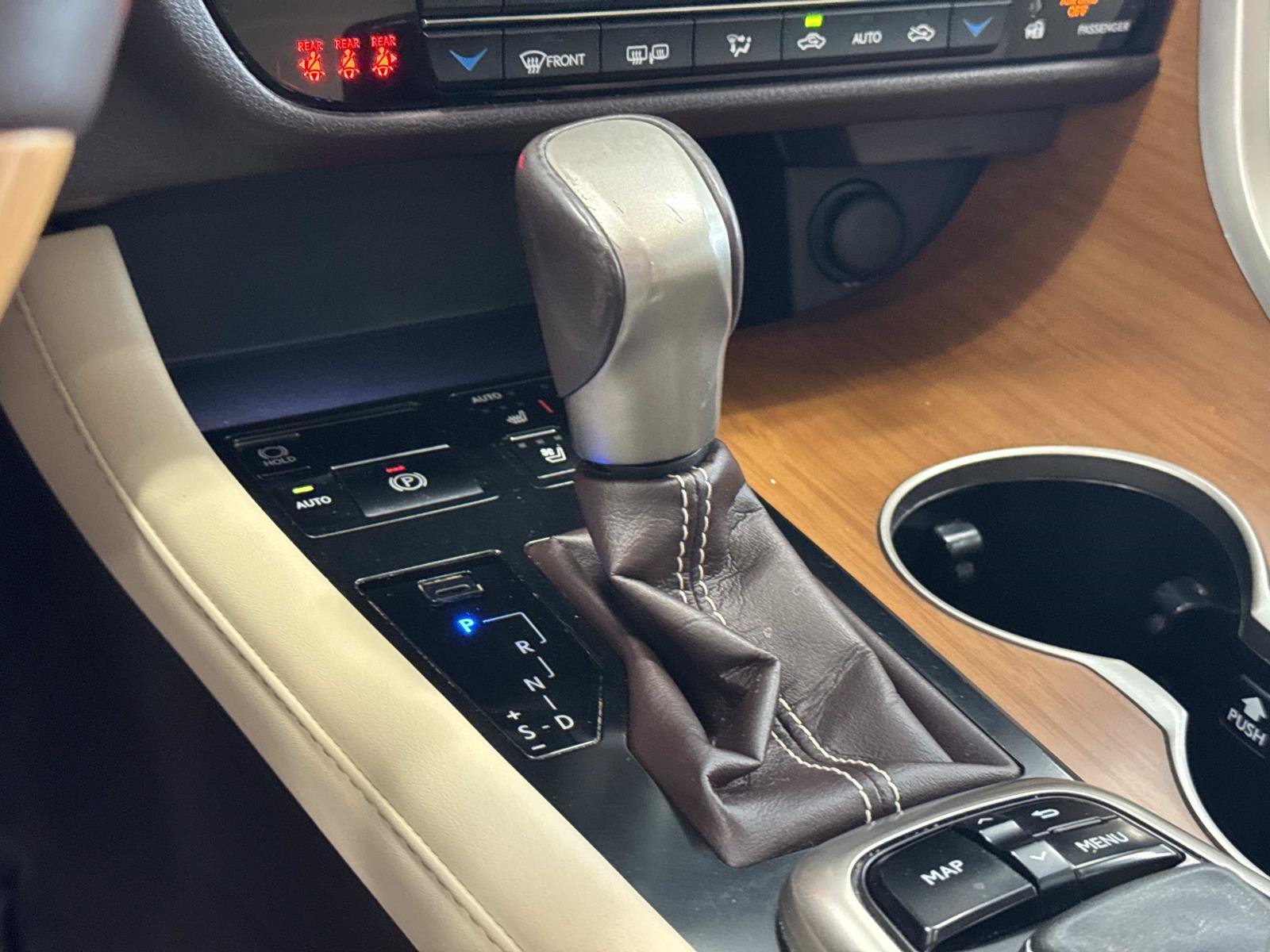 Used 2018 Lexus RX 350 FWD w/ Premium Package image 19
