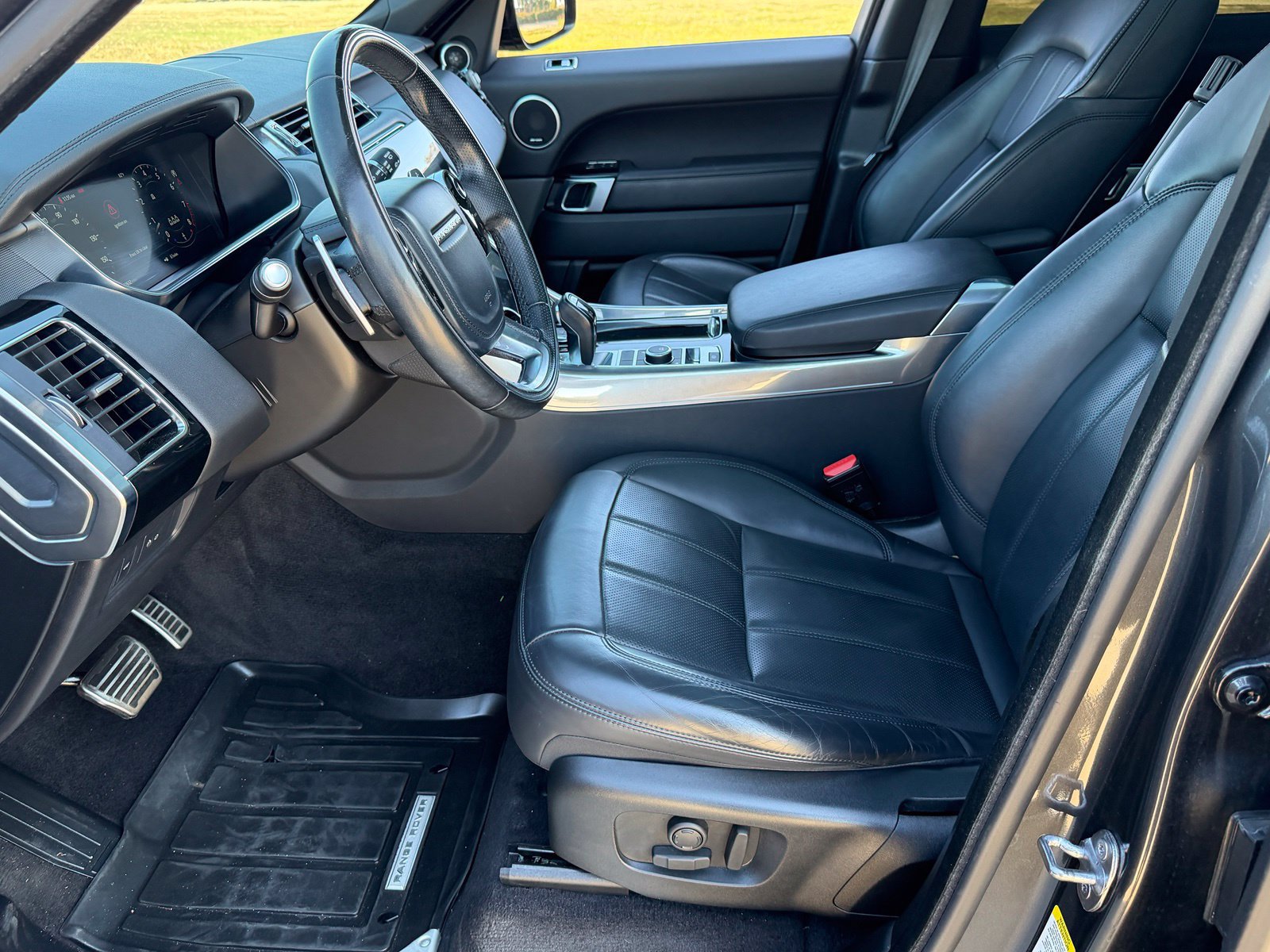 Used 2022 Land Rover Range Rover Sport HSE Silver Edition AWD/4WD image 35