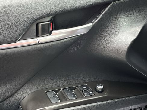Used 2024 Toyota Camry XSE FWD image 21