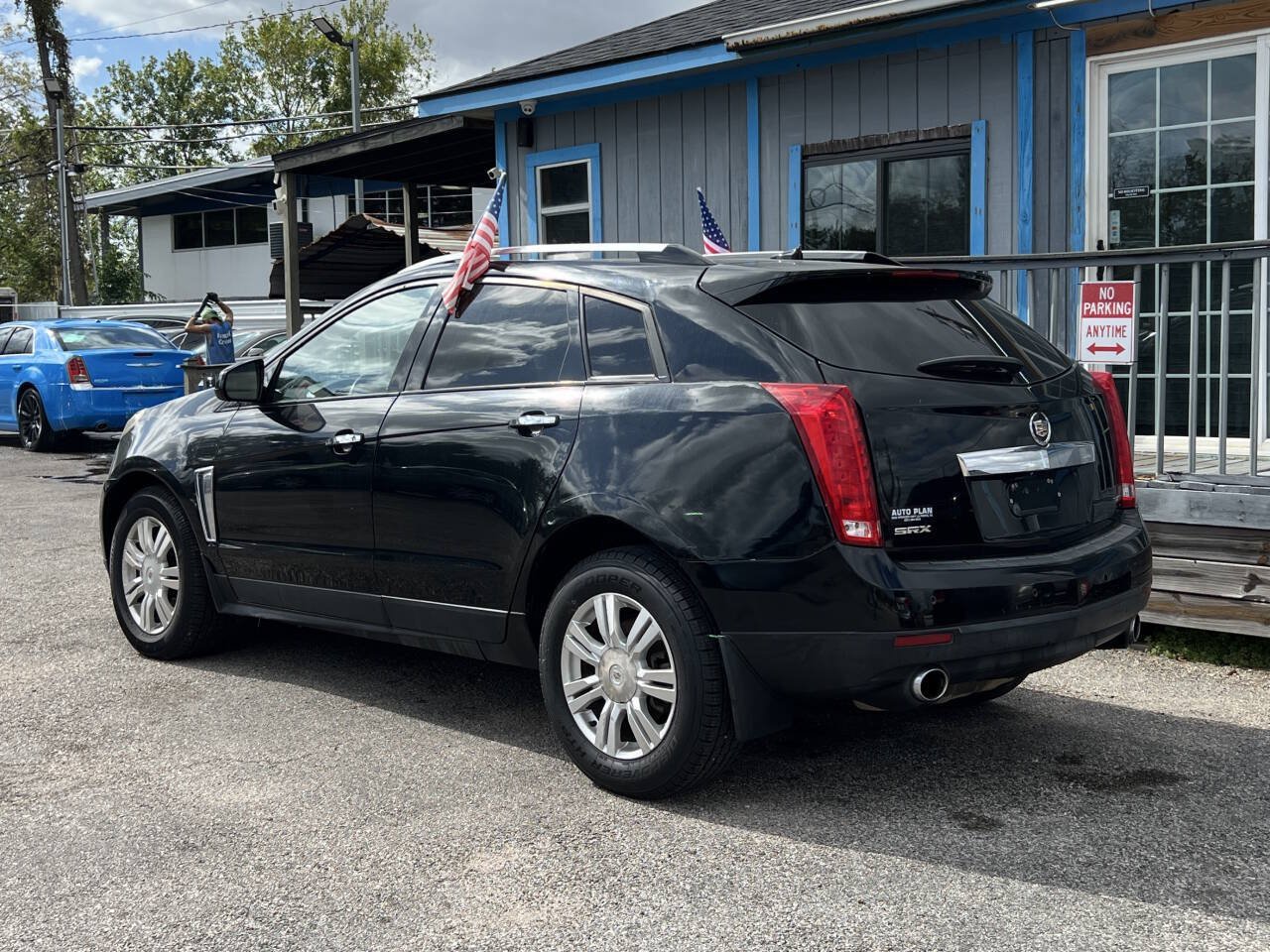 Used 2013 Cadillac SRX Luxury w/ Driver Awareness Package FWD image 8