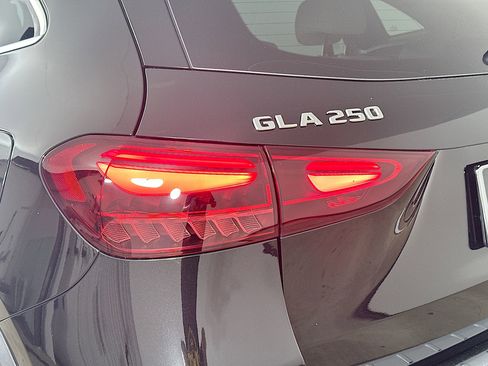 Certified 2026 Mercedes-Benz GLA 250 4MATIC image 42