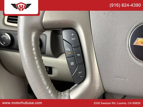 Used 2013 Chevrolet Tahoe LTZ AWD/4WD image 26