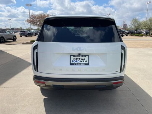 New 2027 Kia Telluride S image 6
