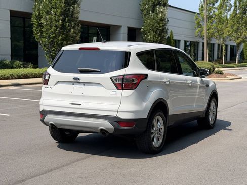 Used 2017 Ford Escape SE AWD/4WD image 7
