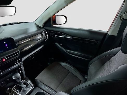 Certified 2024 Kia Seltos S image 23