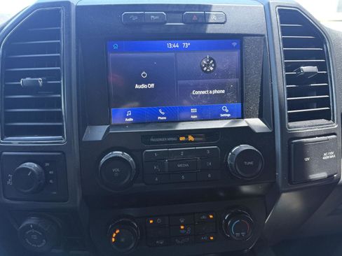 Used 2019 Ford F150 XLT w/ Equipment Group 302A Luxury AWD/4WD image 10